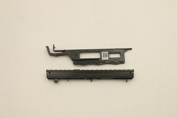 Панель Lenovo BEZEL kit, Slim Optical Disk Drive Front Chassis and Latch (03GX754)