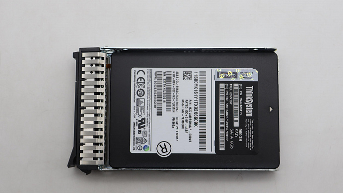 SSD-накопитель Lenovo ThinkSystem 2.5" 960GB Entry SATA 6Gb Hot Swap SSD (00YK197)