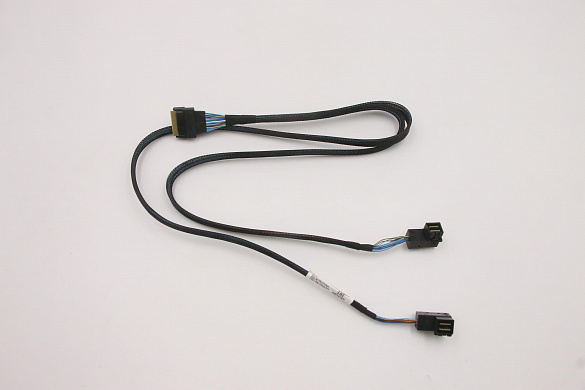 Кабель Lenovo Cable,internal,620/700mm,1U 8x2.5 HDD BP Signal Cable (03HA273)