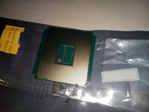 Процессор Intel Xeon E5-2683 V3/14C/12 (00LA800)