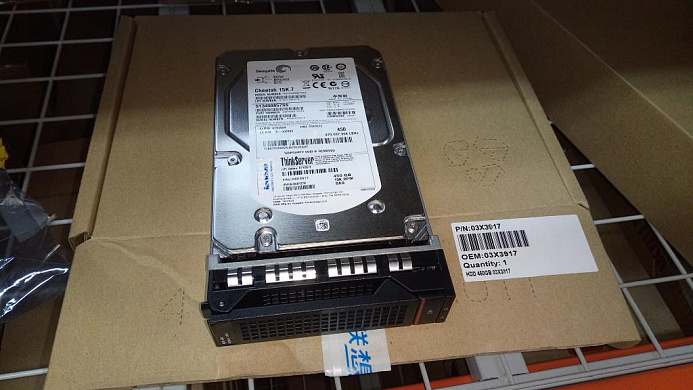 Жесткий диск Lenovo HS 450GB SAS 6Gb/s,3.5" (03X3917)