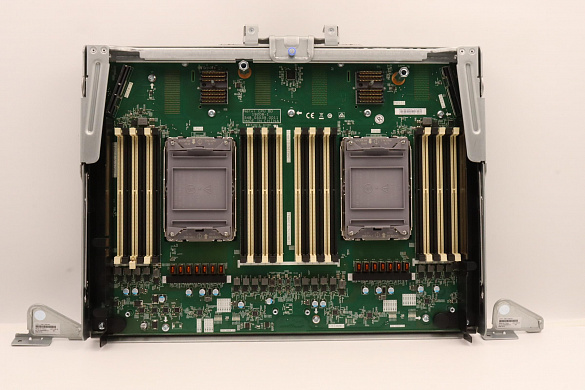 Материнская плата Lenovo SR860 V2 CPU BOARD (02JK666)