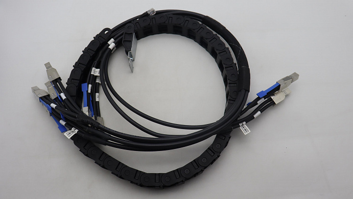 Кабель Lenovo J2010 JBOD Mini-SAS/LAN Chain Cable (03GX064)