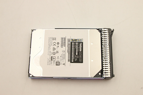 Жесткий диск Lenovo Hard Drive Assembly,3.5" ,18TB ,7.2K ,SAS 12Gb ,Hot Swap, 512e ,HDD for SR655 (03GX194)