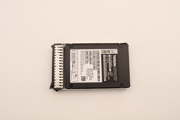 SSD-накопитель Lenovo ThinkSystem 2.5" PM1655 6.4TB Mixed Use SAS 24Gb HS SSD SED (03GX688)