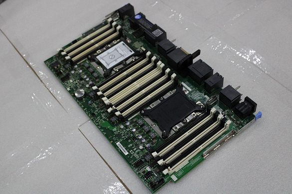 Материнская плата Lenovo ThinkSystem SR950 2-CPU, 24DIMM Compute System Board (01CV979)