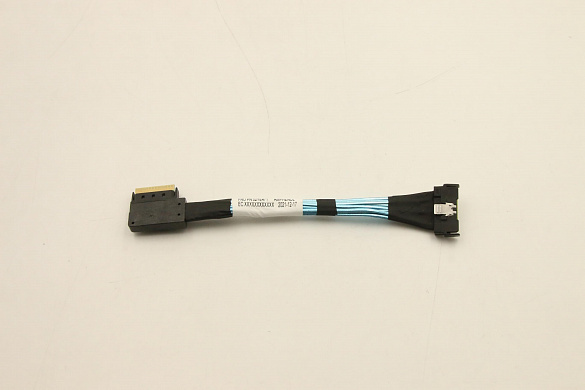 Кабель Lenovo 130mm",PCIe Gen4,SL X8 to MCIO X8,signal cable" (02YE471)