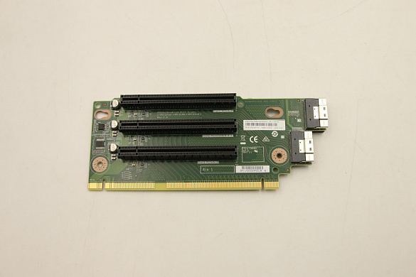 Райзер-карта Lenovo ThinkSystem SR650 x16/x8/x16 PCIE Riser1 (01PE745)