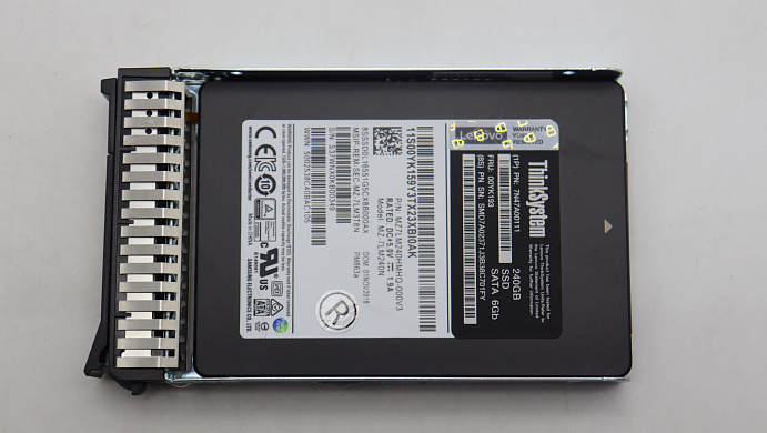 SSD-накопитель Lenovo 240GB SATA Enterprise Entry 2.5" G4HS SSD (00YK193)