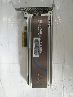 Жесткий диск Lenovo Inl P3600 PCIe AIC 400G (00PH245)