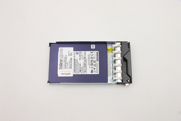 SSD-накопитель Lenovo HS 240G SATA 5100 6G 2.5 SSD (01MP586)