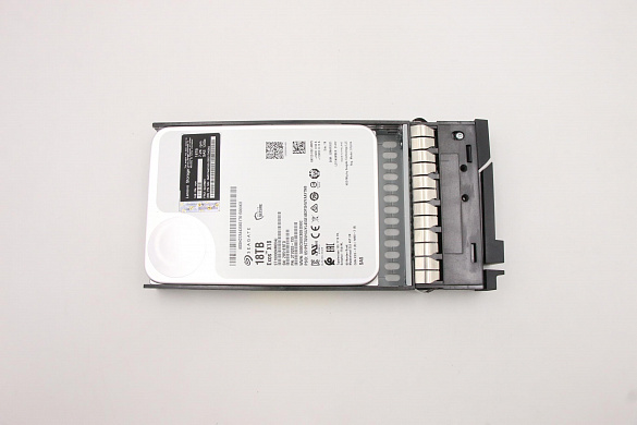 Жесткий диск Lenovo Hard Drive Assembly, SAS, 3.5", 18TB, 7200 RPM 12.0Gb/s, Hot Swap, Internal Hard Drive, with tray (02JH901)