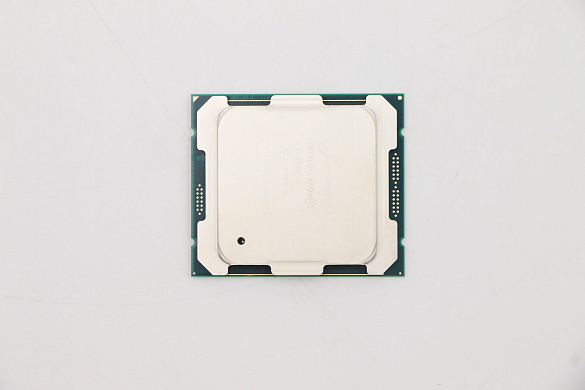 Процессор Intel Xeon E5-2695 V4 120W (00XH072)