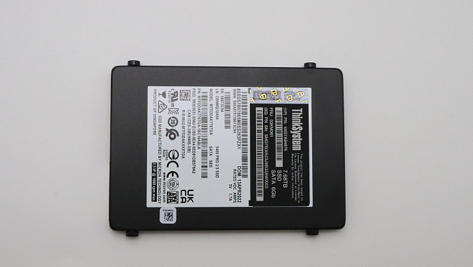 SSD-накопитель Lenovo ThinkSystem 2.5" 7mm 5400 PRO 7.68TB Read Intensive SATA 6Gb Trayless SSD (03KM061)