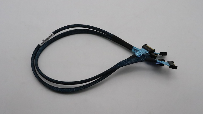 Кабель Lenovo Cable, Internal,PCIE Gen4 cable, 2*MCIOx4/MCIOx8-2*MCIOx8, 620/620mm (03KM659)