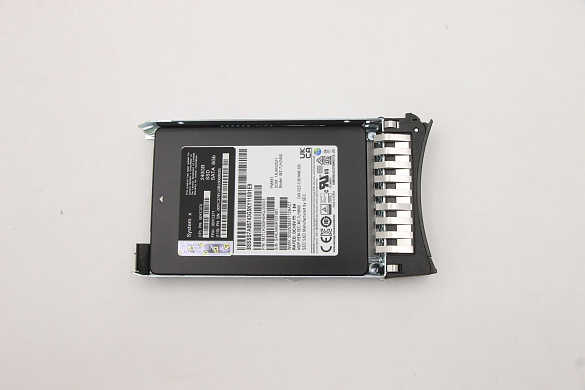 SSD-накопитель Lenovo 240GBSATAG2HS (00YC371)