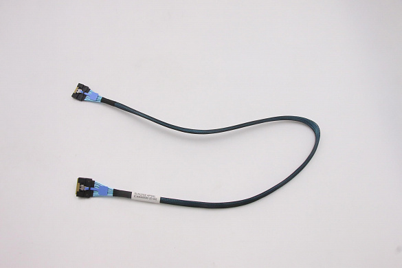 Кабель Lenovo 800mm",SAS/SATA Gen4,SL X8 to SL X8,signal cable" (02YE506)