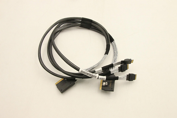 Кабель Lenovo Cable,NVME,MB to 8x2.5 BP (01KN073)