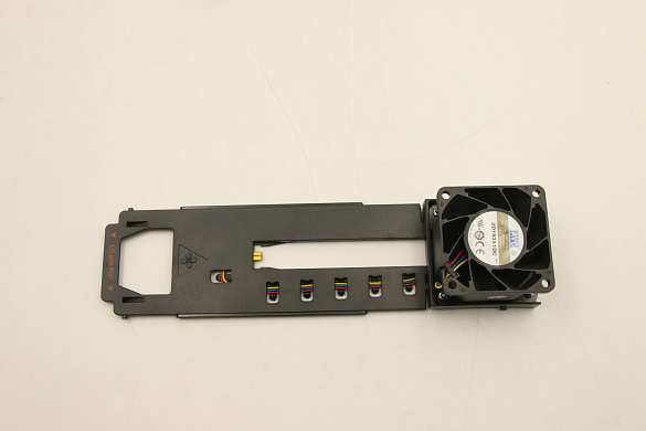 Модуль вентилятора Lenovo FAN ASSM, NEW PADDLE CARD, 60 X 38 SR950 16K RPM (02YE010)