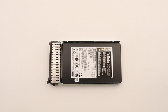 SSD-накопитель Lenovo ThinkSystem 2.5" 5400 PRO 480GB Read Intensive SATA 6Gb HS SSD (03KH063)