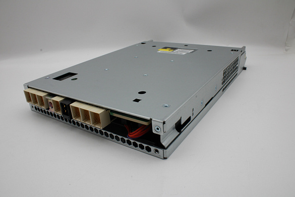 Контроллер Lenovo Controller, DM5000, 3000, 10GbaseT host port, with BBU (01PG611)