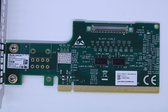 Райзер-карта Lenovo Mlnx HDR Aux x16 PCIe 3.0 Conn (01PG723)