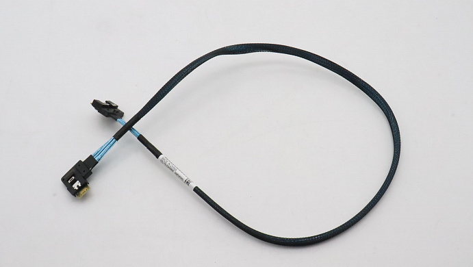 Кабель Lenovo Cable, Internal,PCIE Gen4 cable, SLx8 - SLx4, Riser2 to BP, 650mm (03KM808)