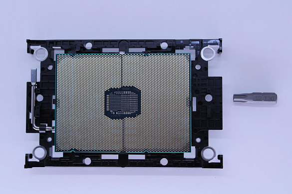 Процессор CPU,Intel,ICX 8352M 32C/2.3G/185W (03GY752)