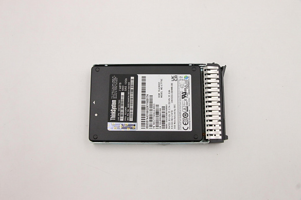 SSD-накопитель Lenovo ThinkSystem 2.5" PM1643a 7.68TB Capacity SAS 12Gb Hot Swap SSD (02JG481)